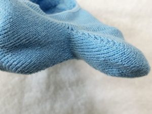 親指の付け根の立体編み